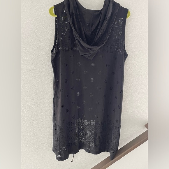 Black hooded swim coverup zip-up - Picture 3 of 5